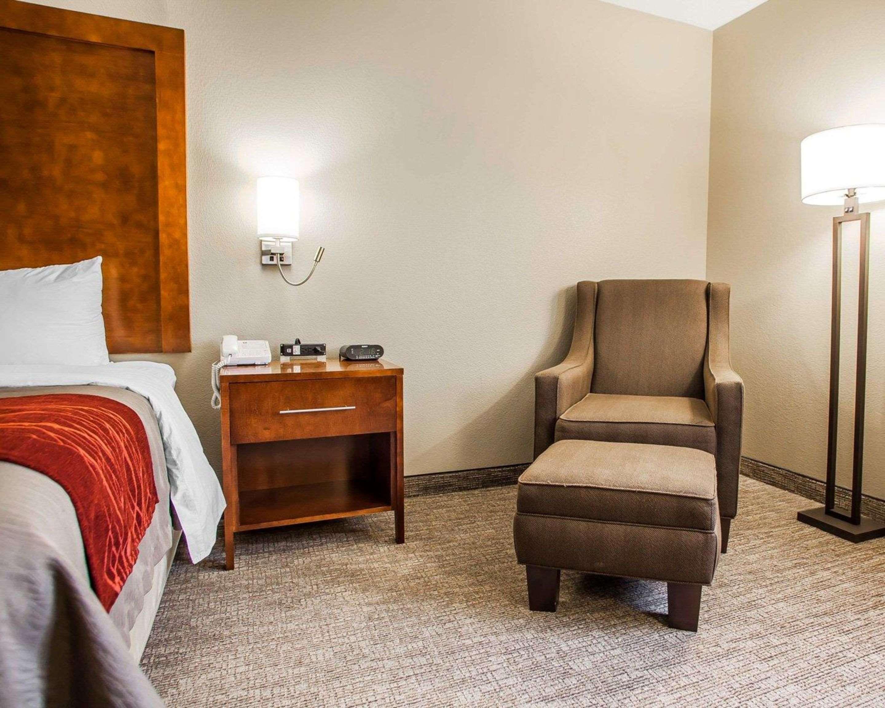 Comfort Inn Marshalltown South Exteriör bild